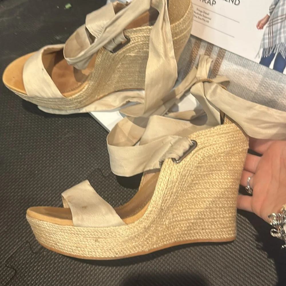 UGG, 8.5 strappy sandal wedge
